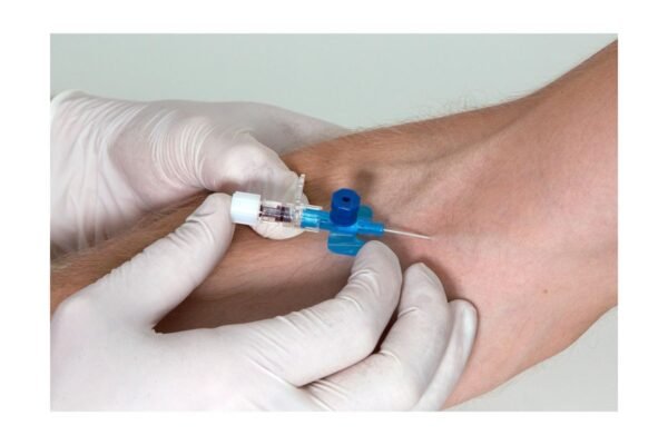 How to Give an Injection in a Cannula Easily at Home