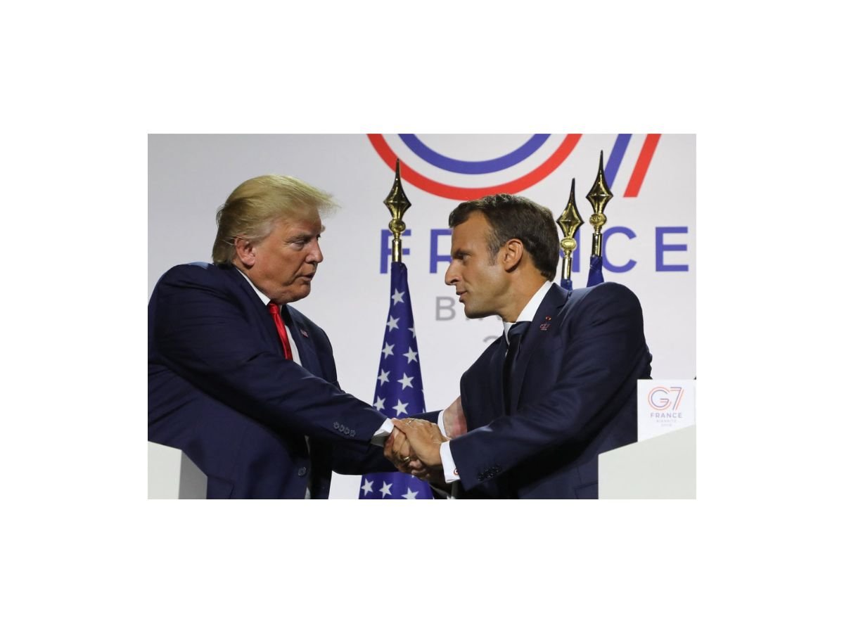 Zelensky Hails Productive Talks With Trump and Macron in Paris